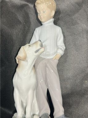 Lladro MY LOYAL FRIEND Dog Figurine #6902, Boy With Dog
